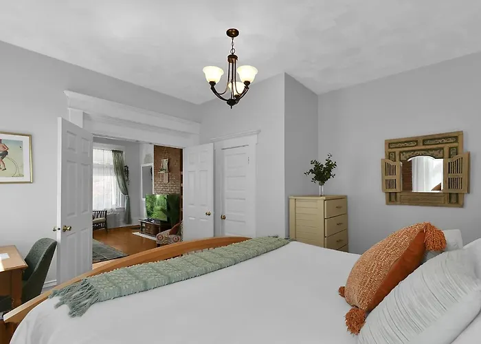 Modern Boho Stylish 1br Near Dt On Historic Street Apartment Columbus